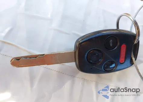 2009 Honda Civic Hybrid from USA, damaged, VIN JHMFA36239S009356